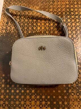 Portland Leather koala sling bag. Small, stardust